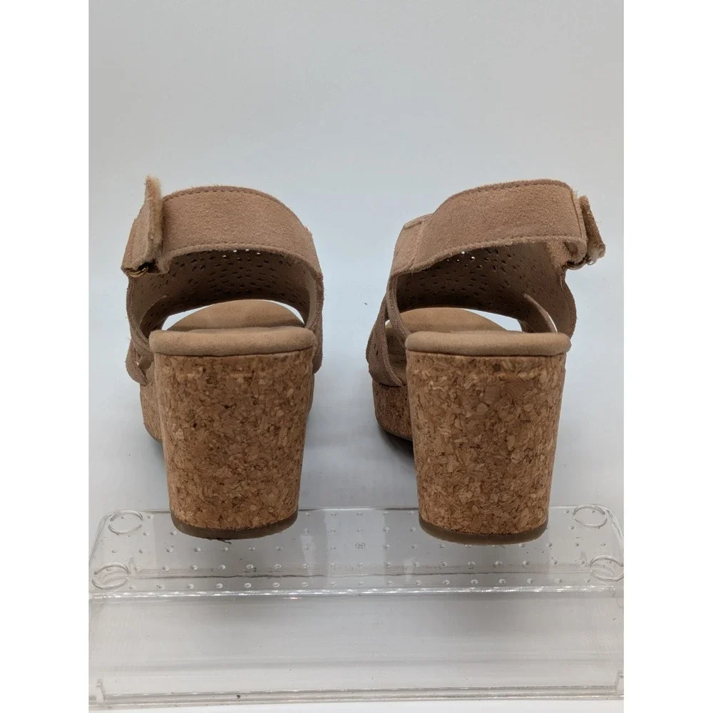 Clarks Collection Women's 8.5M Tan Suede Perforated Cork Wedge Sandals